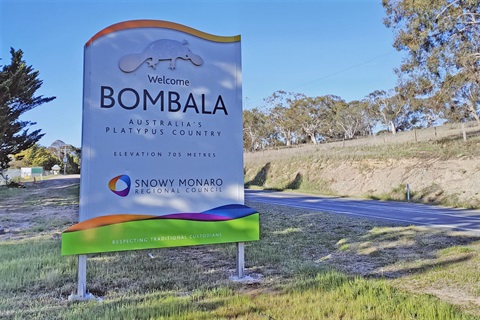 Bombala town sign on the delegate side of town