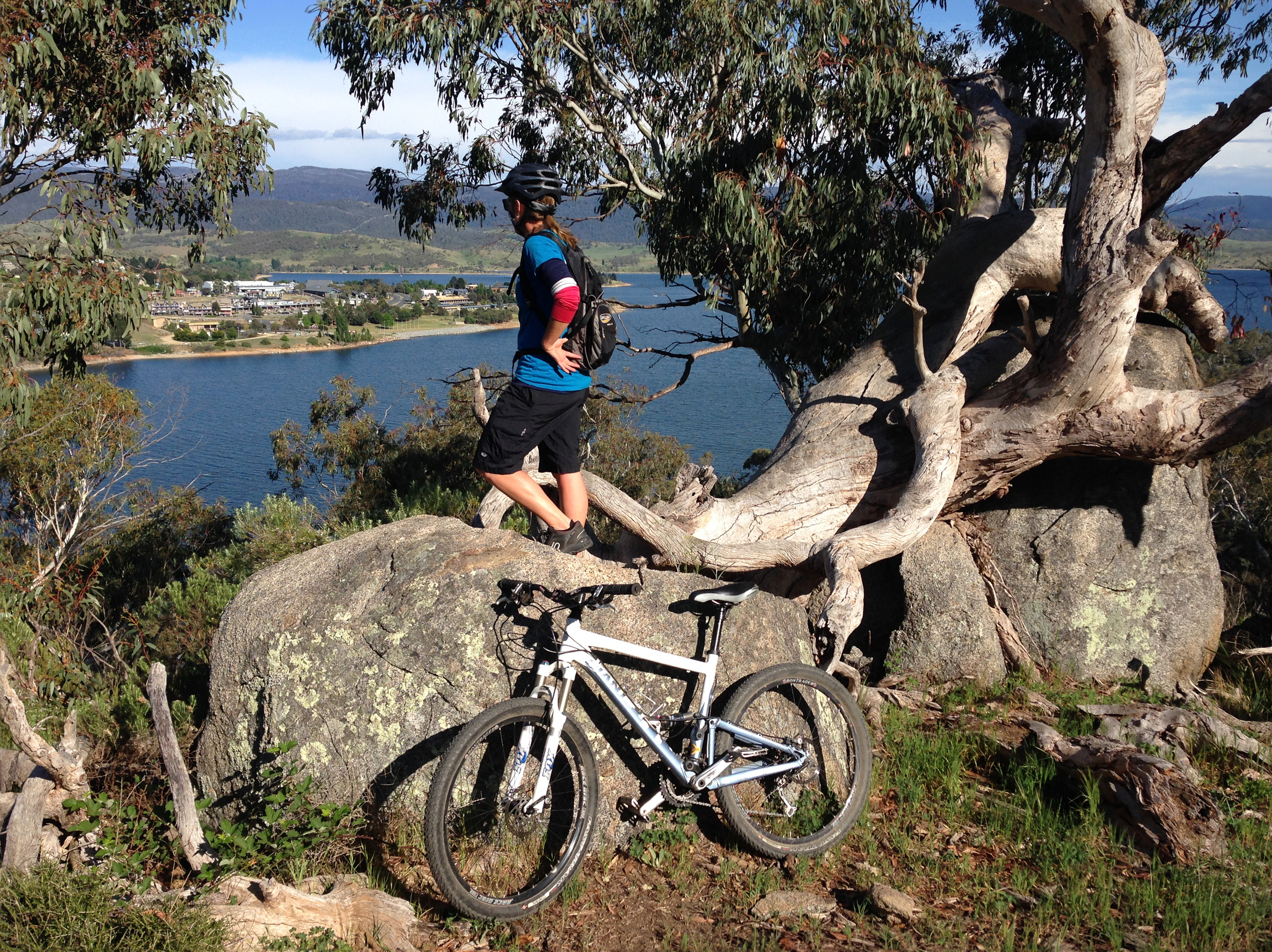 Manly dam mountain online bike trail